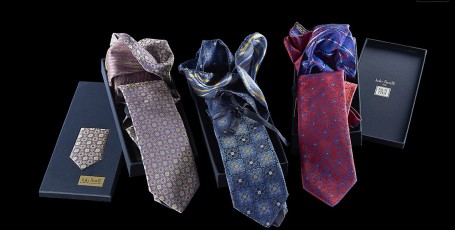 Lengvas Italo Ferretti kaklaraištis. Stiliaus ir Made in Silvi genijaus šedevrai 